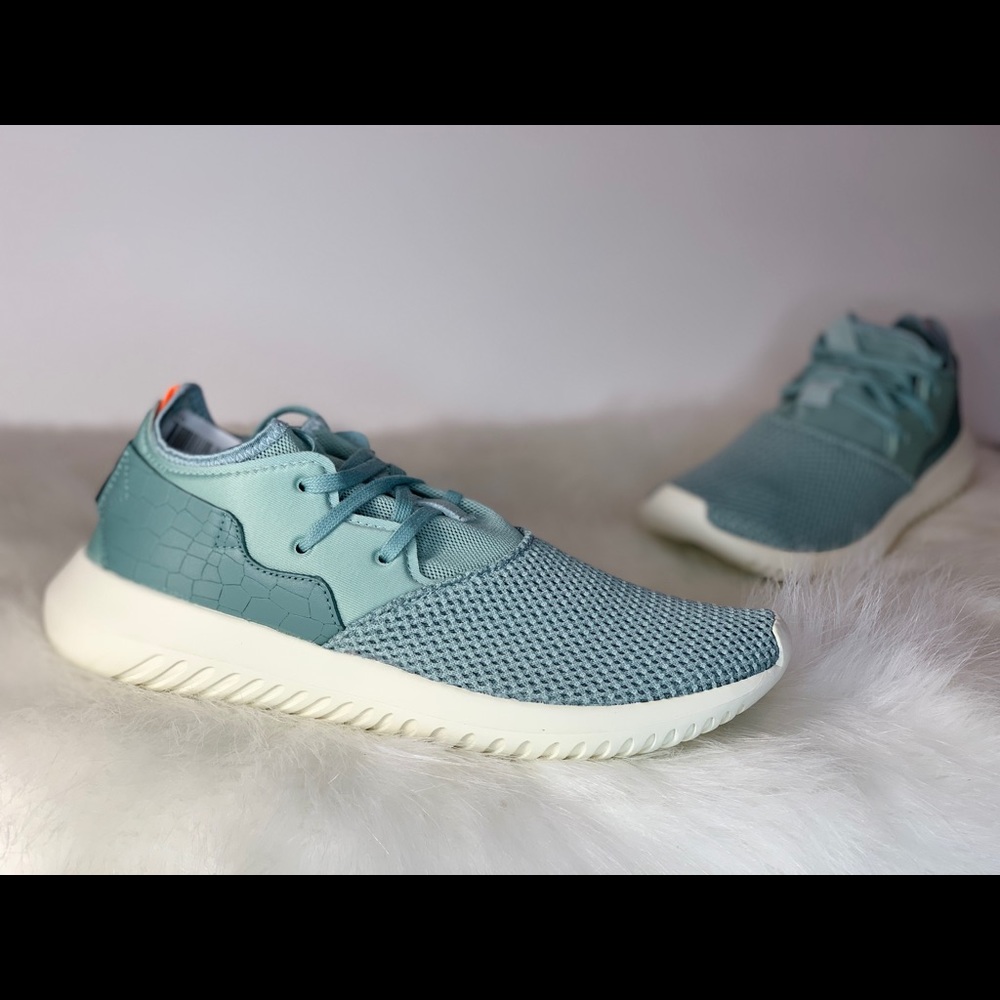 Adidas Tubular Entrap